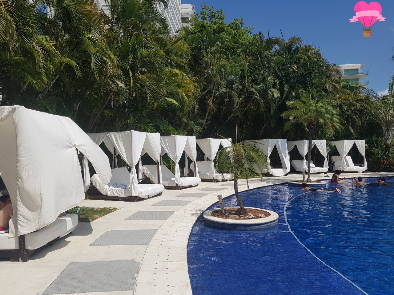 piscina-hotel-chaves-chiquinha-acapulco-mexico