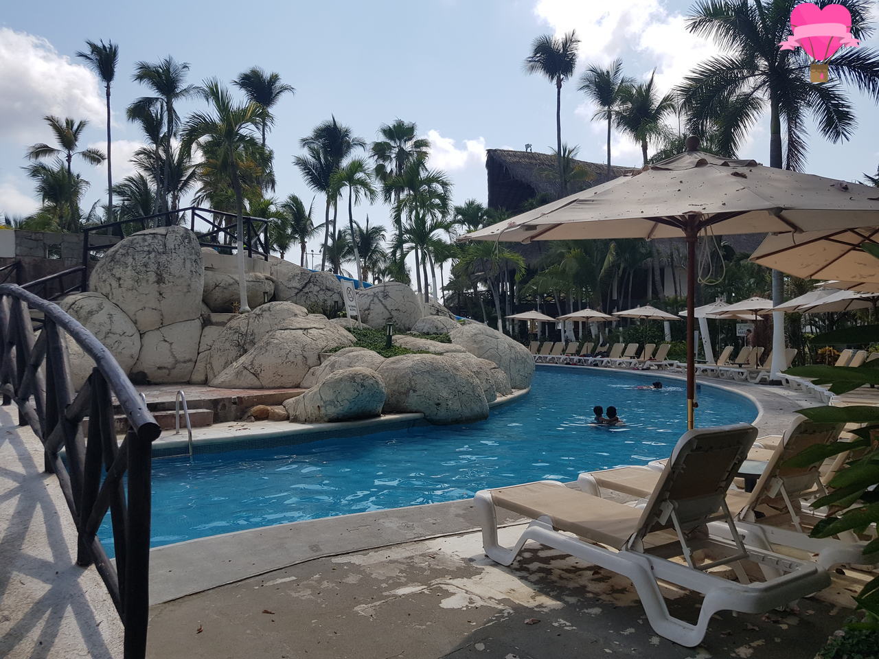 piscina-hotel-chaves-chiquinha-acapulco-mexico