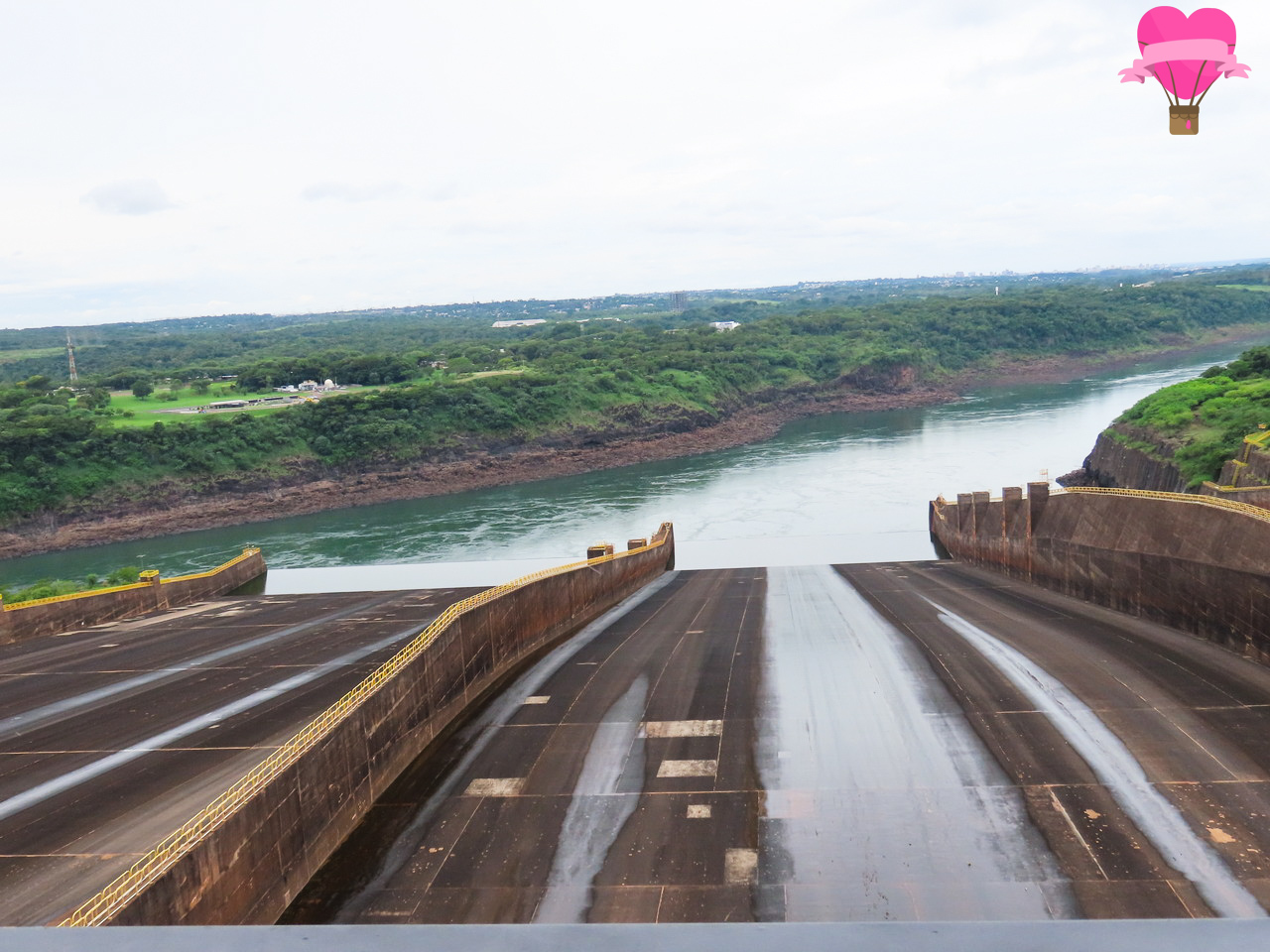 itaipu-binacional-foz-iguacu